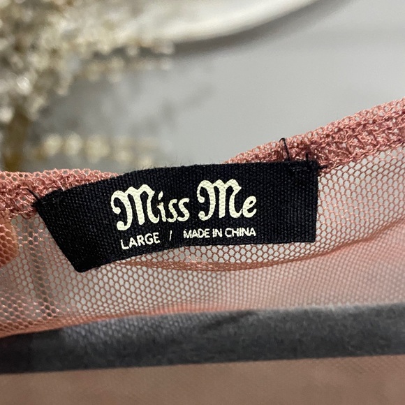 Embroidered Button-up Duster - Picture 2 of 5